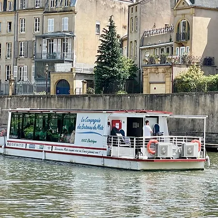 Les De L'ile à